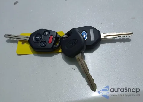 2016 Subaru Crosstrek 2.0I Premium z USA, uszkodzony, nr VIN JF2GPABC9G8347248